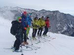 Unser Ausbildungsteam erkundet mit Markus Raich von den Loser Bergbahnen das Gelände.